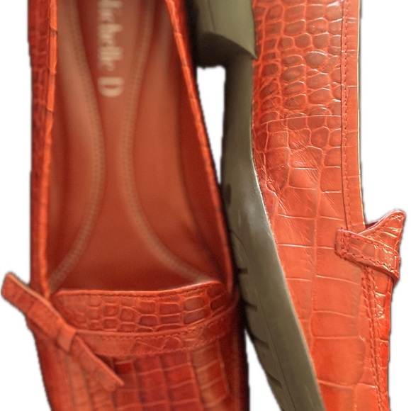 Michelle D Red loafer - Picture 9 of 12